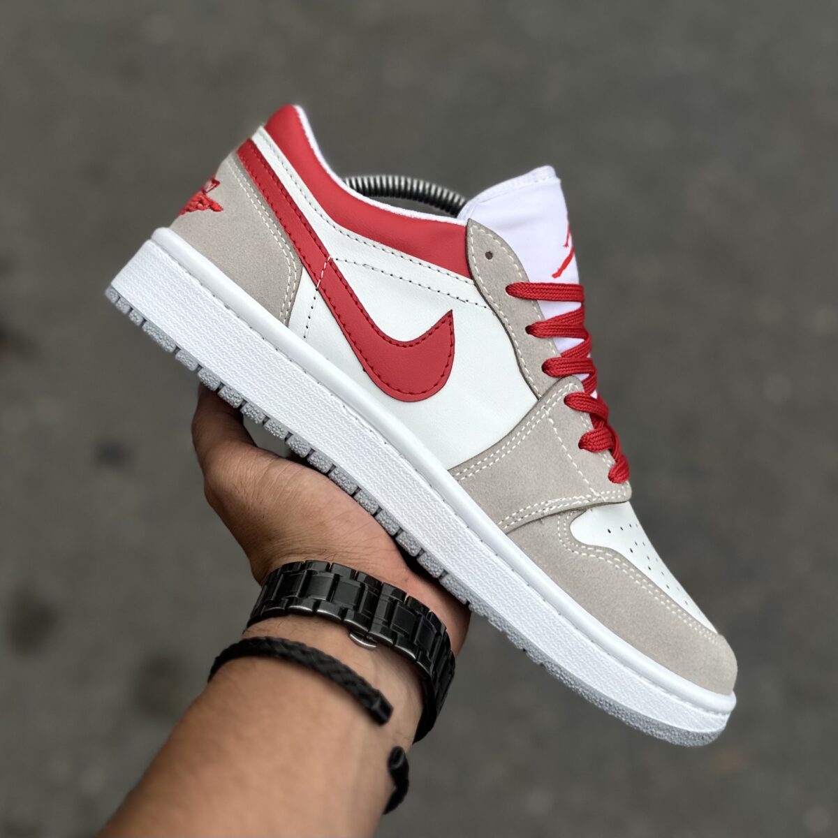 Jordan Low1 بدون ساق سفید قرمز کد(1567)