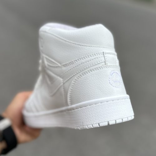 Jordan 1 ساقدار سفید تمام کد(1404)