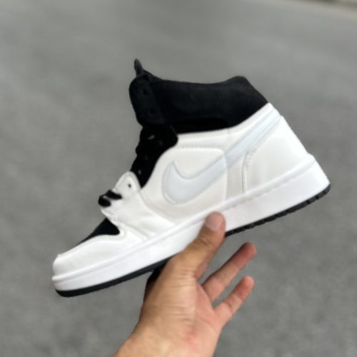 Air Jordan 1 ساقدار چینی🇨🇳سفید مشکی کد(1398)