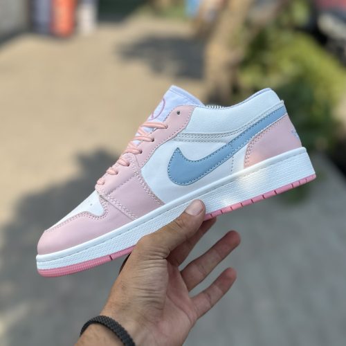 Jordan 1 صورتی آراکس کد(1358)