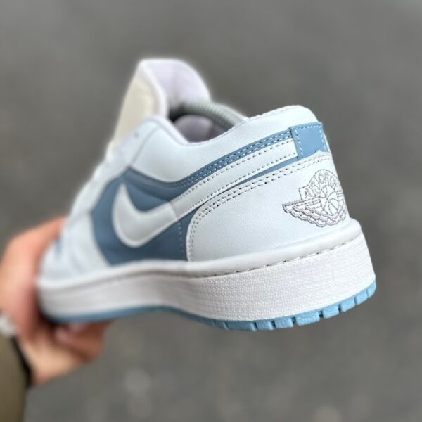 Jordan 1 low ice blue کد (1234)