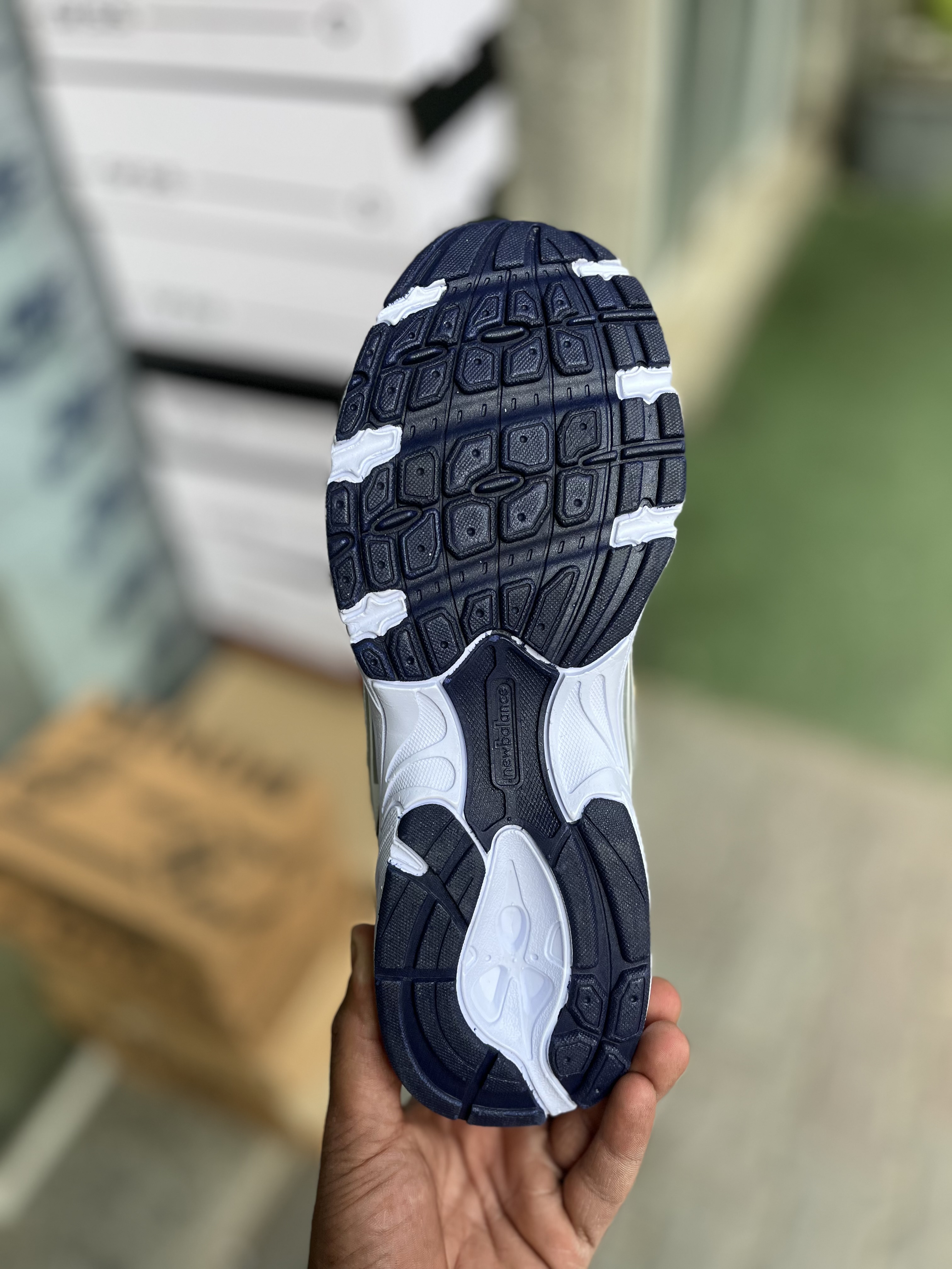 NewBalance 530(سفید سرمه ای)(کد38)