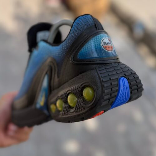 Nike Dn🇨🇳 آذرخش کد(1601)