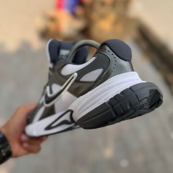 Nike Vomero5🇨🇳 طوسی کد(1540)