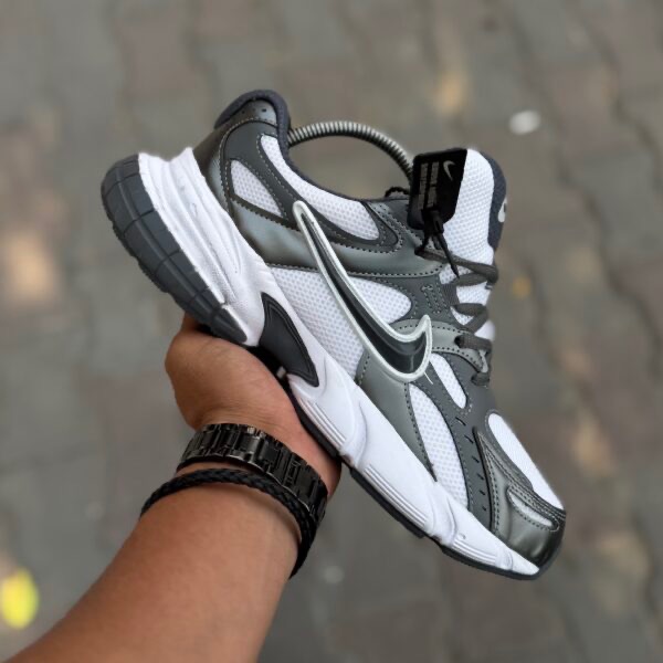 Nike Vomero5🇨🇳 طوسی کد(1540)