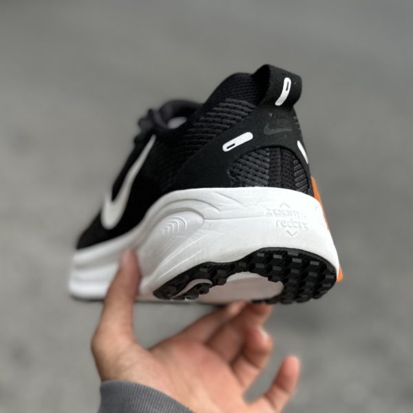 Nike zoomX 2025 چینی 🇨🇳 مشکی سفید کد(1356)