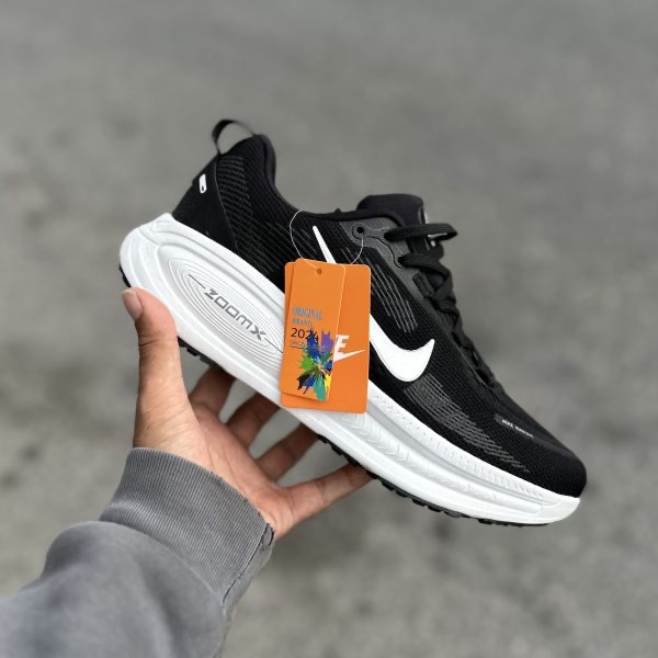 Nike zoomX 2025 چینی 🇨🇳 مشکی سفید کد(1356)